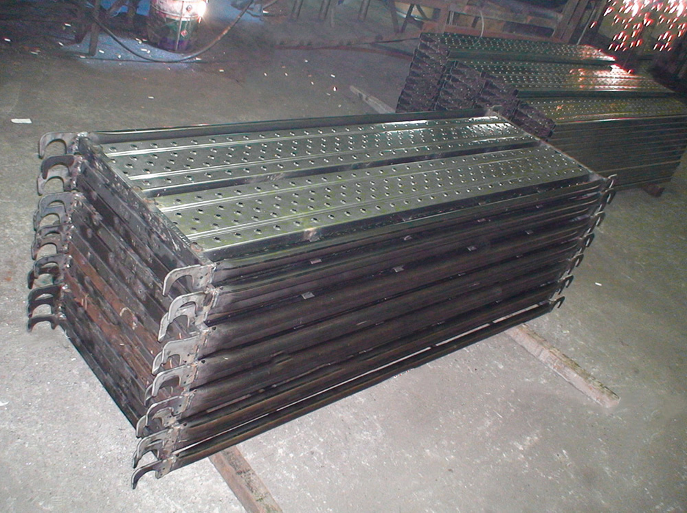 Welded scaffolding framework.