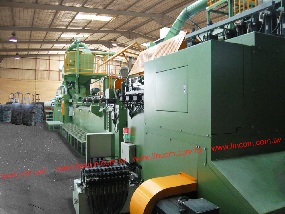 Big diameter wire drawing machine. Inlet wire diameter 50-42, output wire diameter 48.5-38.5. Wire coil frame 2.5 tons.