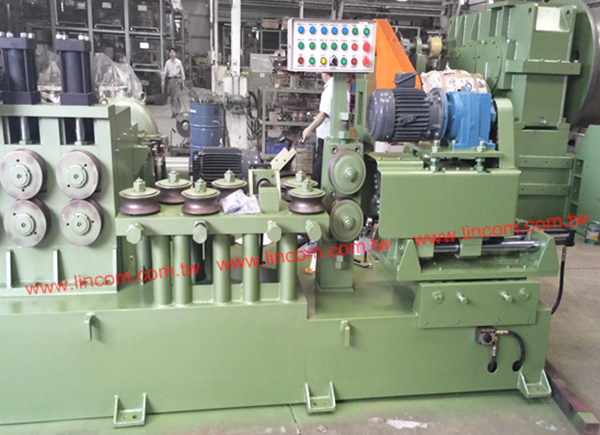 Big diameter steel rod wire straightening & cutting machine.