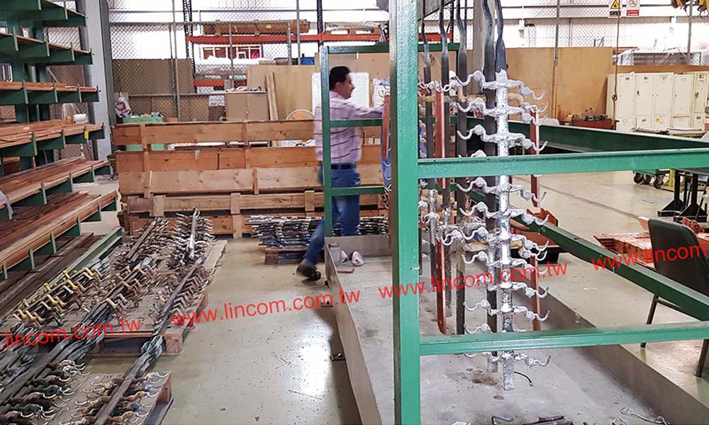 Automatic copper bus bar & aluminum bus bar hanging tin plating equipment. Made in Taiwan. Taiwan machine.