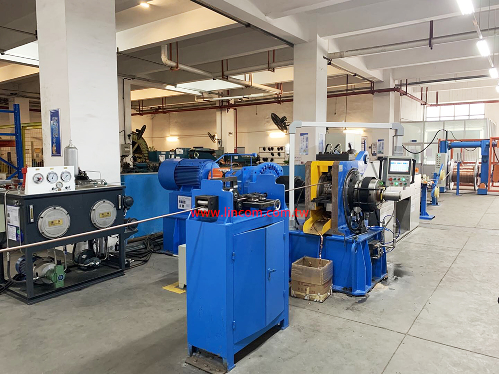 Continual extrusion & recoil for copper casting & aluminum casting. To produce irregular shapes of copper & aluminum product.