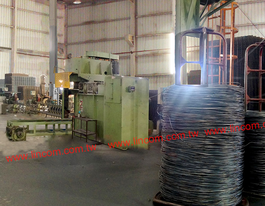 Horizontal deformed rebar wire drawing machine. Made in Taiwan.