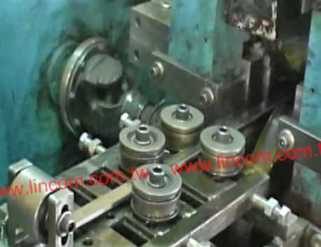 Metal bar peeling & irregular profiling machine. Inlet raw material as per intended flat bar size, our max. is dia. 16mm.